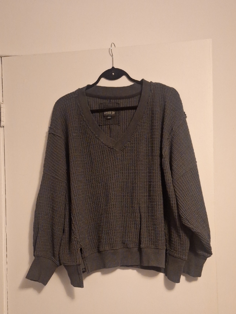 American Eagle Outfitters Charcoal Waffle Knit V-Neck Pullover